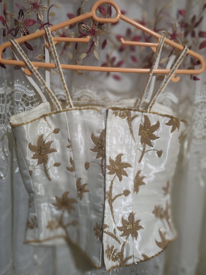 Dantel İşlemeli Straplez Beyaz Uzun Abiye - Görsel 2