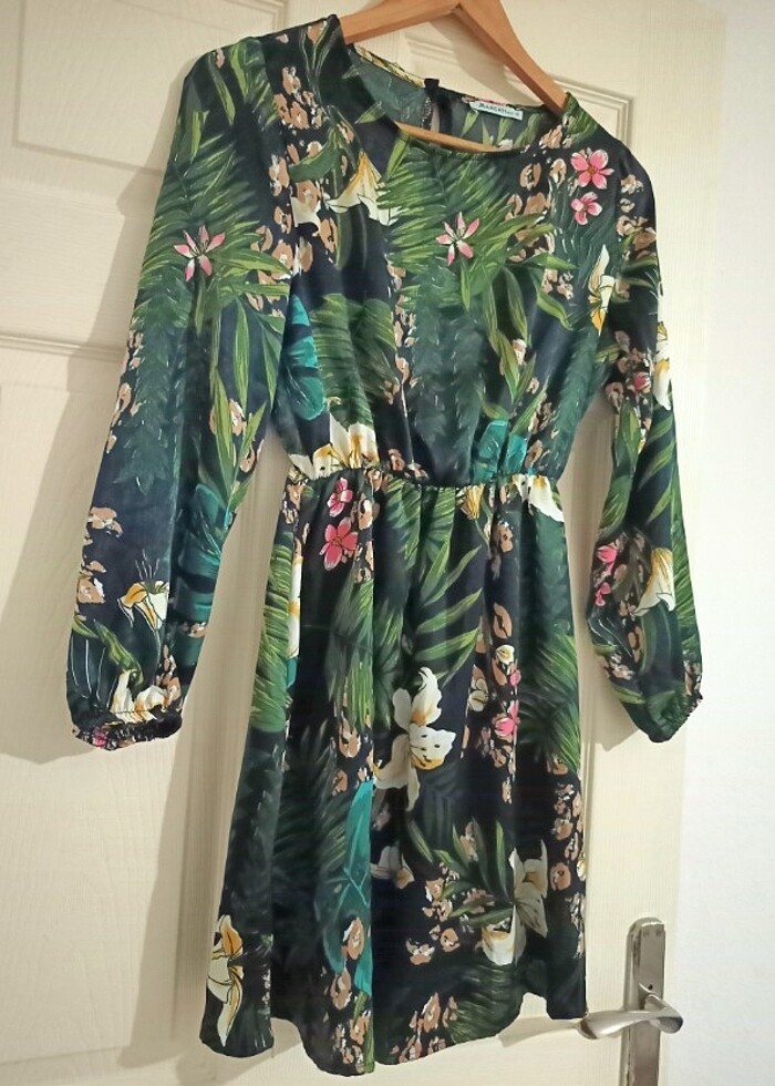 Kadın Multi ipek saten çiçek desenli elbise - Görsel 2