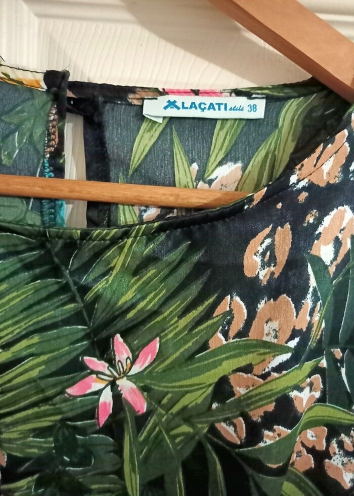 Kadın Multi ipek saten çiçek desenli elbise - Görsel 5