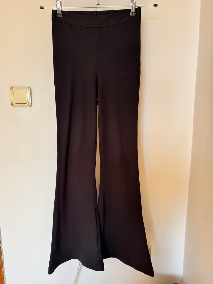 Siyah İspanyol paça tayt - Görsel 2