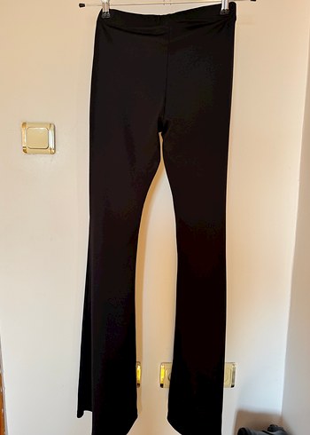 Siyah Kadın Yırtmaçlı İspanyol Paça Pantolon - Görsel 5