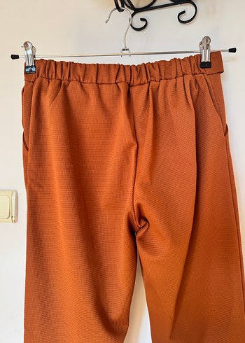 Kadın Kahverengi Bol Kesim Kemerli Kumaş Pantolon - Görsel 7