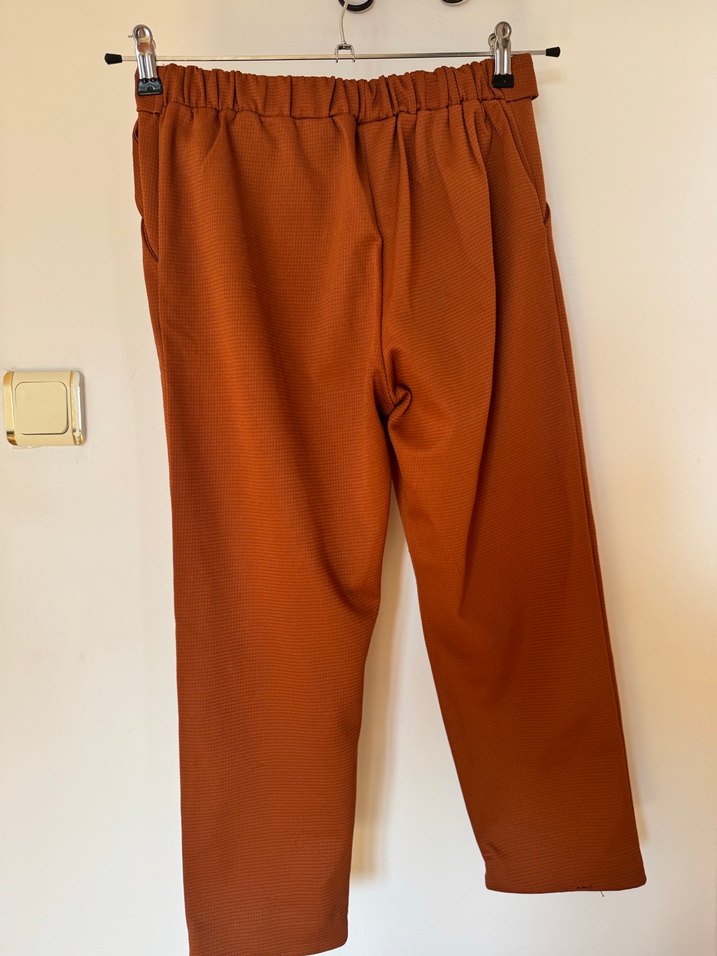 Kadın Kahverengi Bol Kesim Kemerli Kumaş Pantolon - Görsel 5