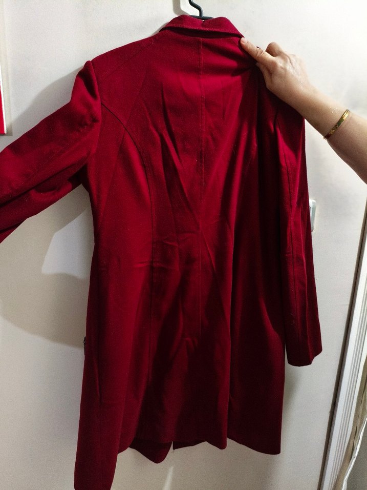 Kırmızı Çift Düğmeli Kadın Kaban - Görsel 3