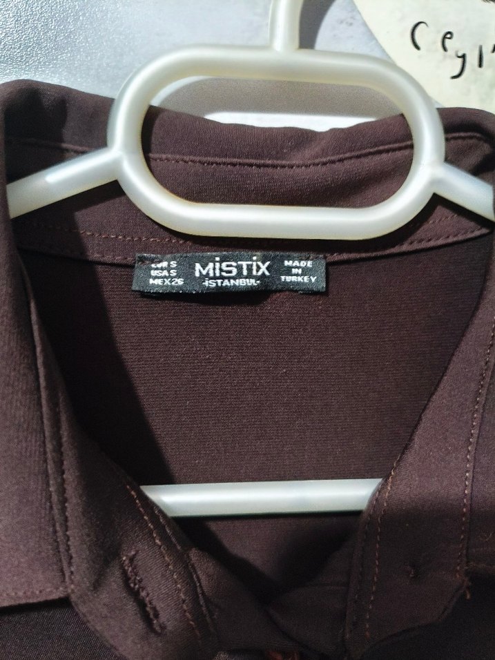 Düğmeli Uzun Kollu Koyu Kahverengi Kadın Bluz - Görsel 3