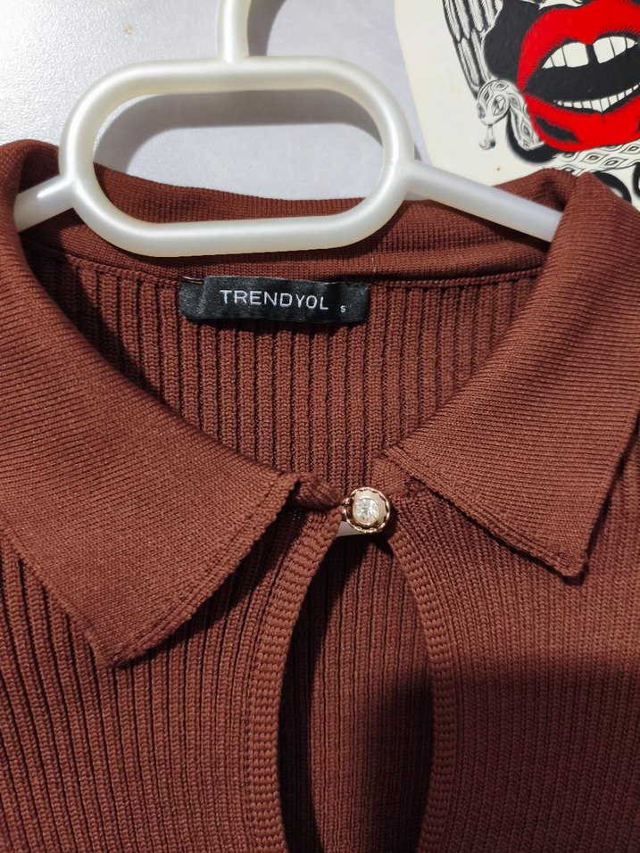 Kahverengi V Yaka Örgü Kadın Kazak - Görsel 2
