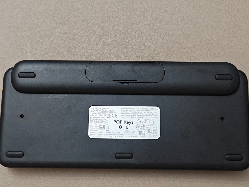 Logitech Pop Keys Bluetooth Mekanik Emoji Klavyesi - Görsel 4