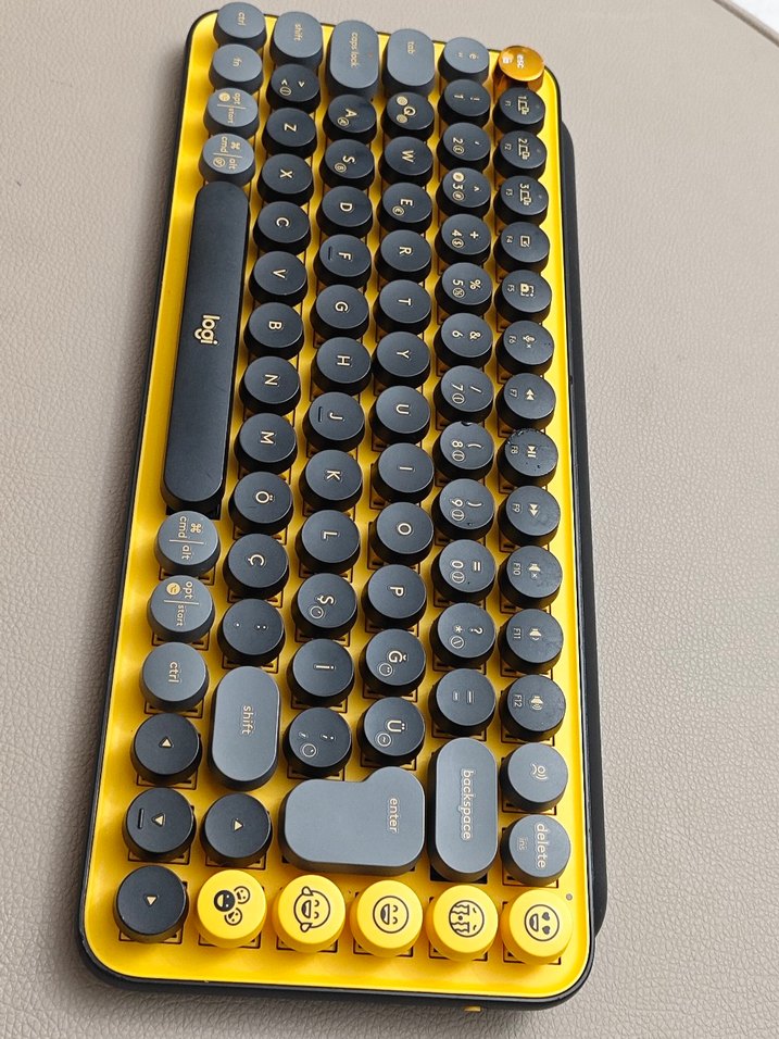 Logitech Pop Keys Bluetooth Mekanik Emoji Klavyesi - Görsel 2