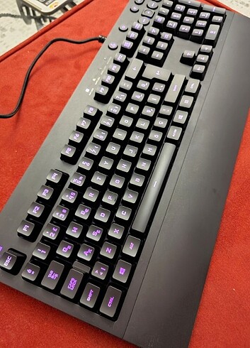 Logitech G213 Prodigy Oyuncu Klavyesi 