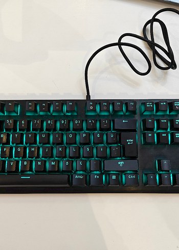 Corsair K60 Pro RGB Mekanik Oyuncu Klavyesi - Görsel 9