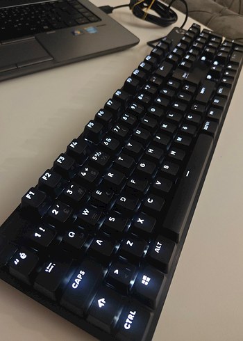 Logitech G413 SE Oyuncu Klavyesi