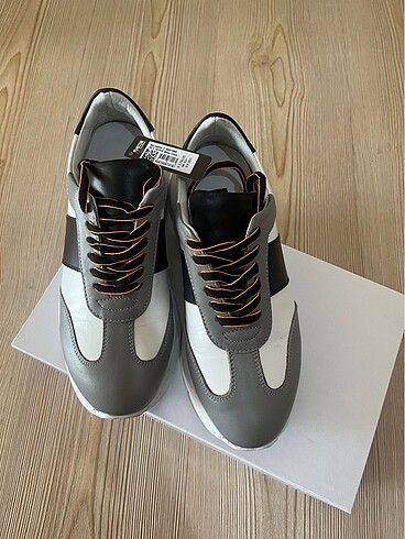 Vakko Vakko sneaker
