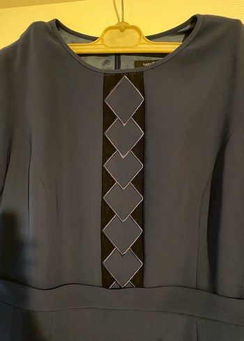 Lacivert Midi V Yaka Kemerli Ofis Elbisesi - Görsel 3