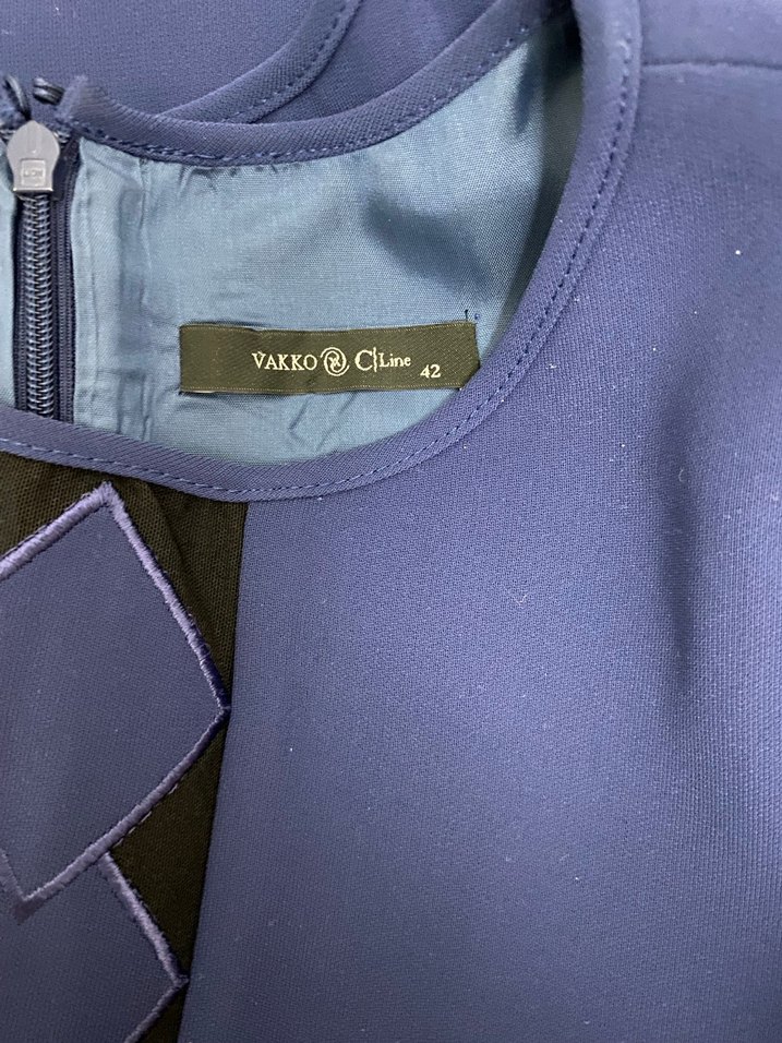 Lacivert Midi V Yaka Kemerli Ofis Elbisesi - Görsel 4