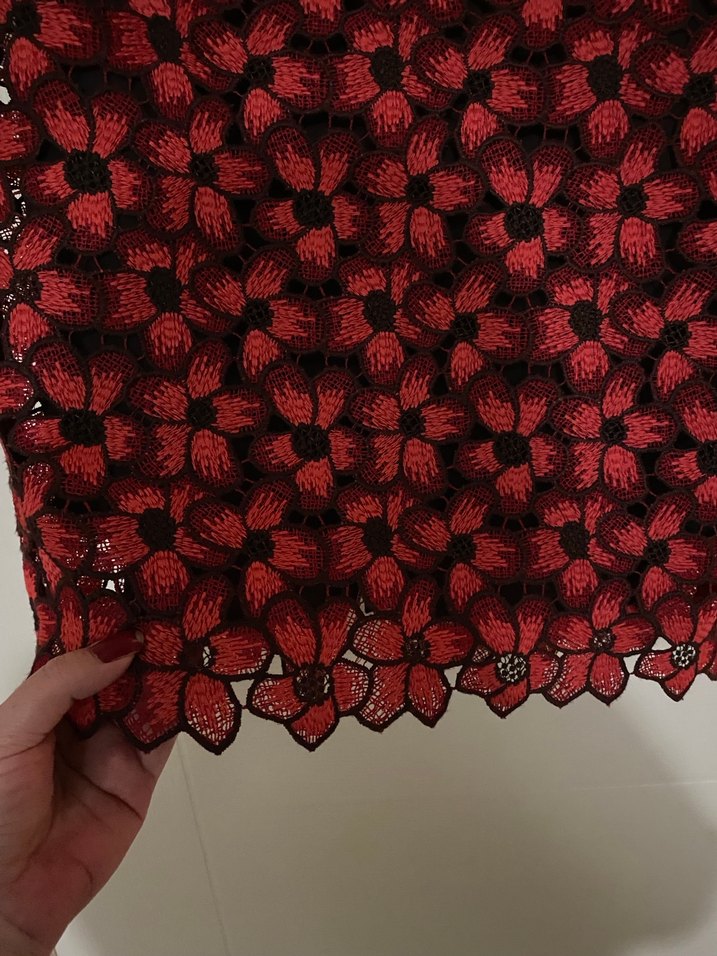 Kırmızı Dantel Detaylı Midi Kalem Etek - Görsel 3