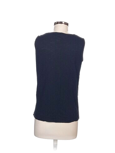 l Beden Gap T-shirt %70 İndirimli.