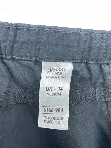 42 Beden siyah Renk Marks & Spencer Düz Kesim %70 İndirimli.