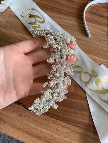 Gelin tacı