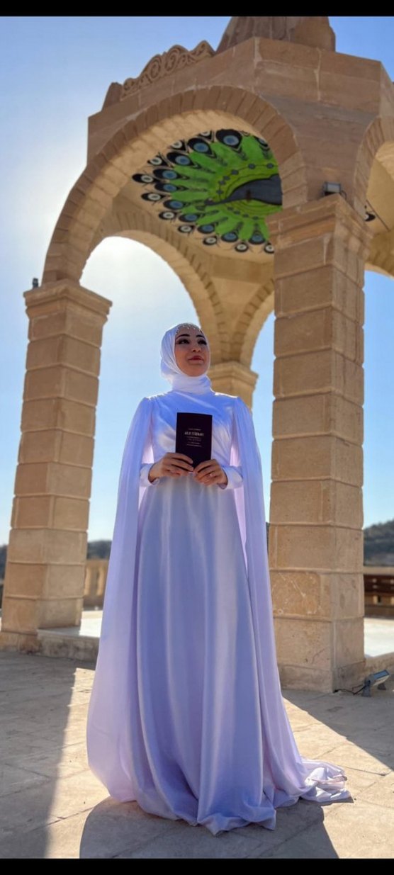 Drapeli Beyaz Uzun Kollu Nikah Elbisesi - Görsel 2