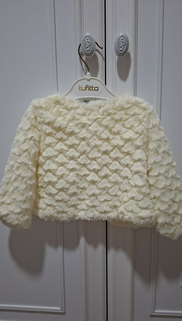 Kız Çocuk Beyaz Kürk Detaylı Bolero - Görsel 3