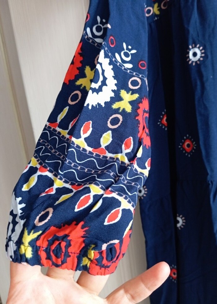 Çiçek li elbise  - Görsel 3