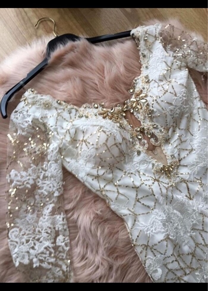 Şık gece elbisesi - Görsel 2