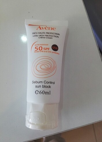 Avene güneş kremi 