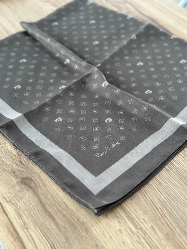 Pierre Cardin Gri Desenli Kadın Fular - Görsel 2