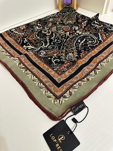 Armine Vakko silkhome levidor
