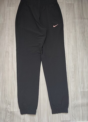 l Beden Nike Eşofman altı