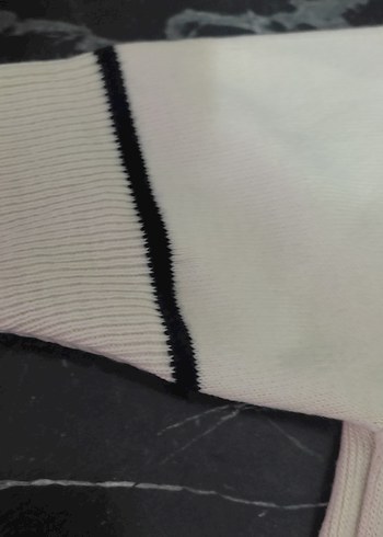 Düğmeli Beyaz Mini Triko Hırka - Görsel 6