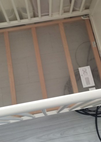 Beyaz Ahşap Bebek Beşiği - Görsel 4