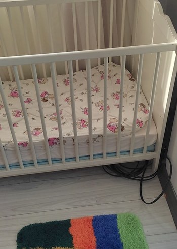 Beyaz Ahşap Bebek Beşiği - Görsel 2