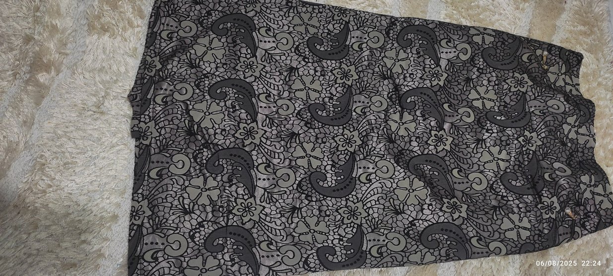 kahve ve bej desenlı ipek saten etek - Görsel 3