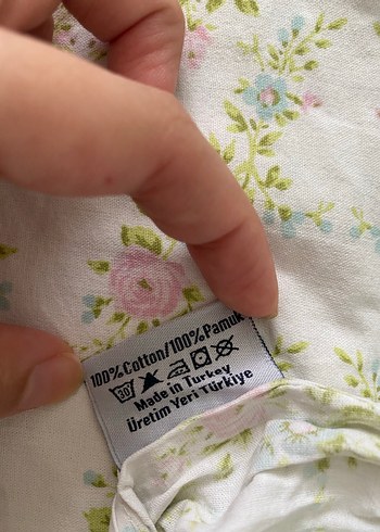 Açık yeşil Çiçek Desenli Nevresim ve Çarşaf Takımı - Görsel 4