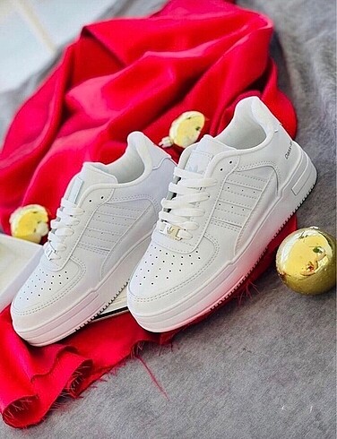 Adidas Spor ayakkabı