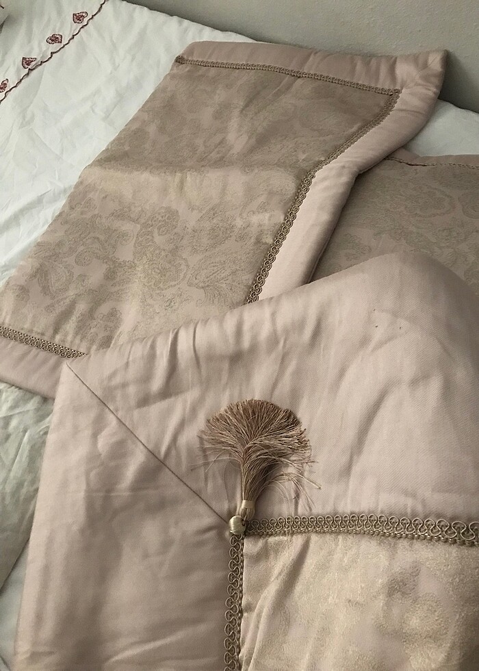 Karaca yatak örtüsü takimi - Görsel 4