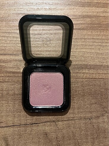 Kiko Milano Tekli far