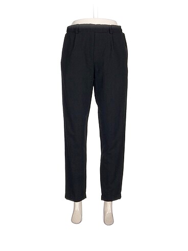 Bershka Kumaş Pantolon %70 İndirimli.