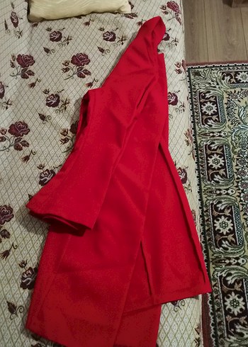 Kırmızı Uzun Kollu kaban - Görsel 3