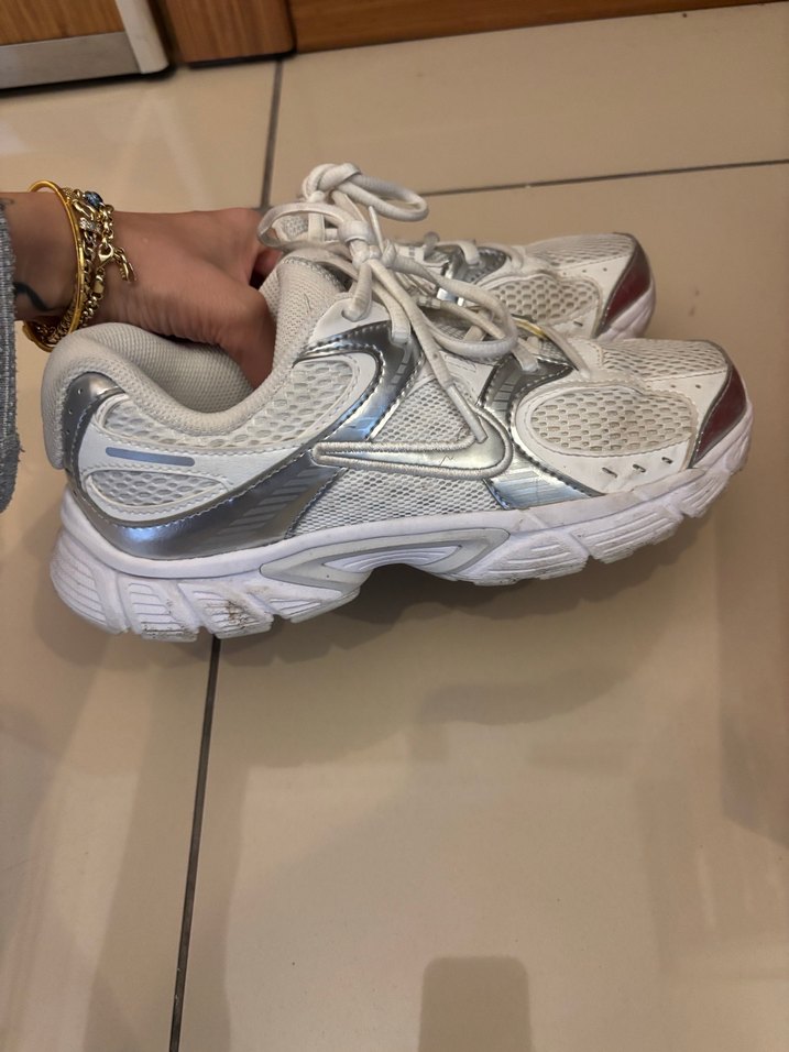 Nike v5 rnr - Görsel 2