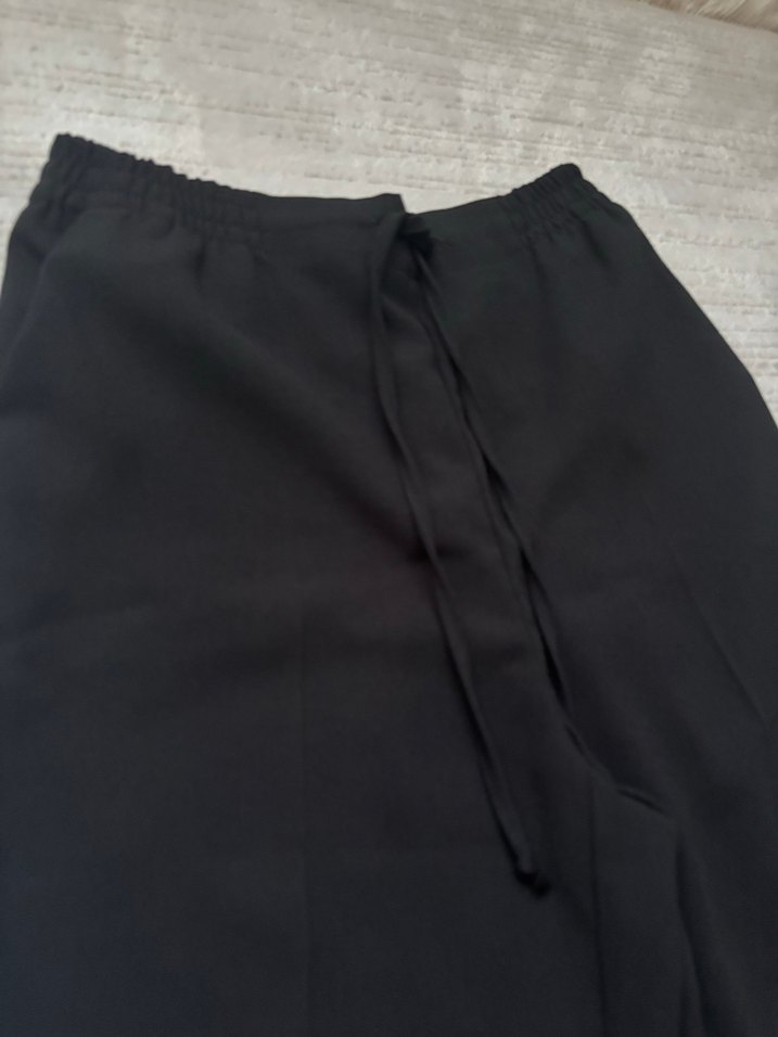 Siyah Midi Kadın Kumaş Pantolon - Görsel 2