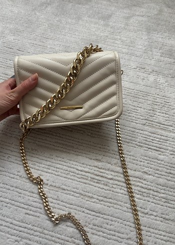 Bershka Bej Deri Zincir Detaylı Kadın Çanta - Görsel 2