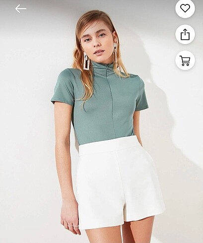 Trendyolmilla çıtçıtlı body