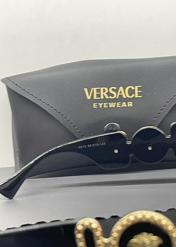 Beden Versace Siyah Kemer Detaylı Kadın Güneş Gözlüğü