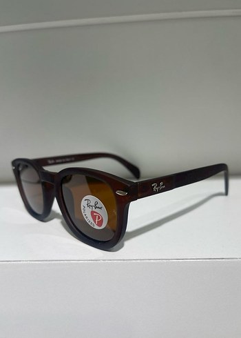 Ray-Ban Kadın Kahverengi Klasik Güneş Gözlüğü