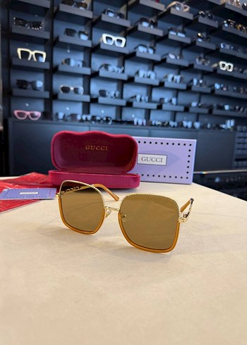 Gucci Parlak Altın Modern Klasik Kadın Gözlüğü