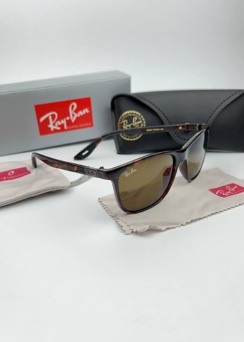 Ray Ban