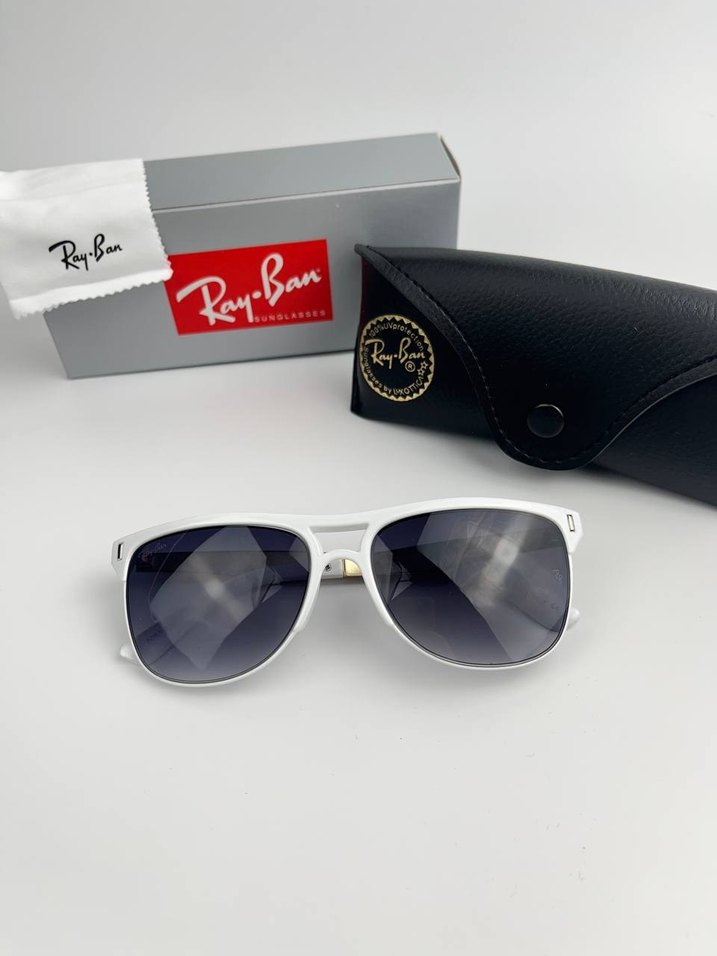 Ray-Ban Beyaz Çerçeveli Gri Camlı Erkek Güneş Gözlüğü - Görsel 2