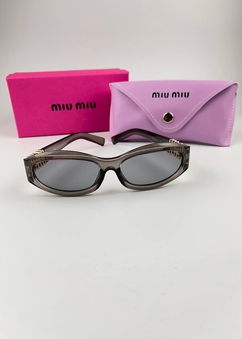 Miu Miu Gri Kadın Güneş Gözlüğü
